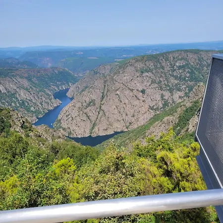 Piso Aurora * Carballino