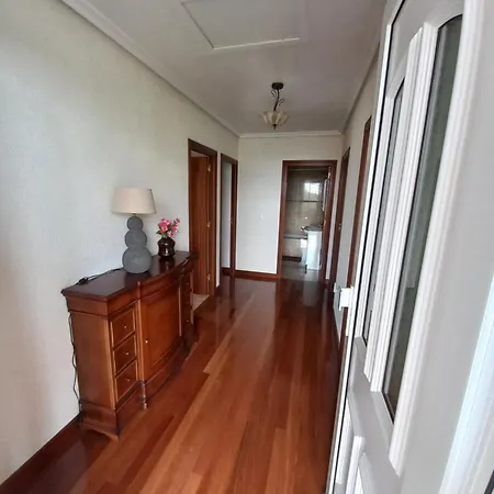 Piso Aurora * Carballino